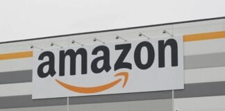 Amazon non ce la fa: fermate le spedizioni di beni non essenziali