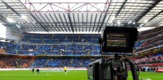 Abbonamenti IPTV con Sky e DAZN: beccati 1800 utenti a Varese, ecco chi li gestiva