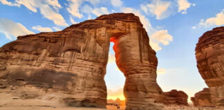 Viaggio in Arabia Saudita gratis per 2 persone: come avere il regalo da 3.500 euro