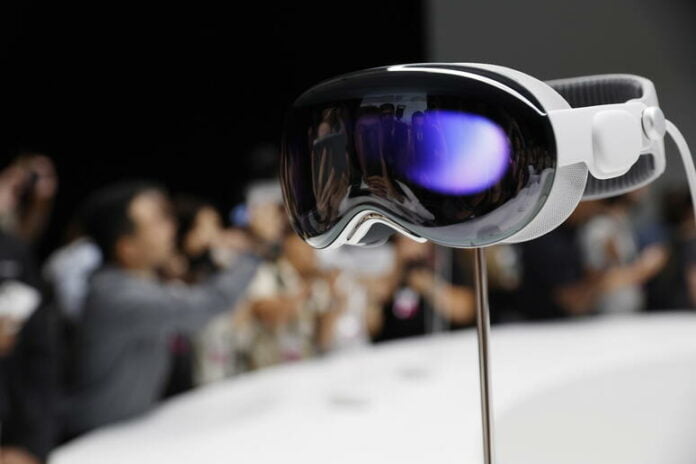 Apple prepara il nuovo Vision Pro, ecco quando arriverà