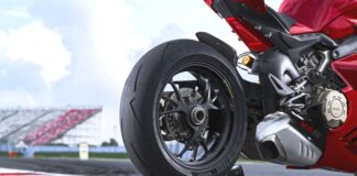 Se cambi le gomme alla tua moto, vinci un super premio