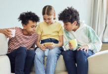 Social media e adolescenti: strategie nascoste e pericoli svelati