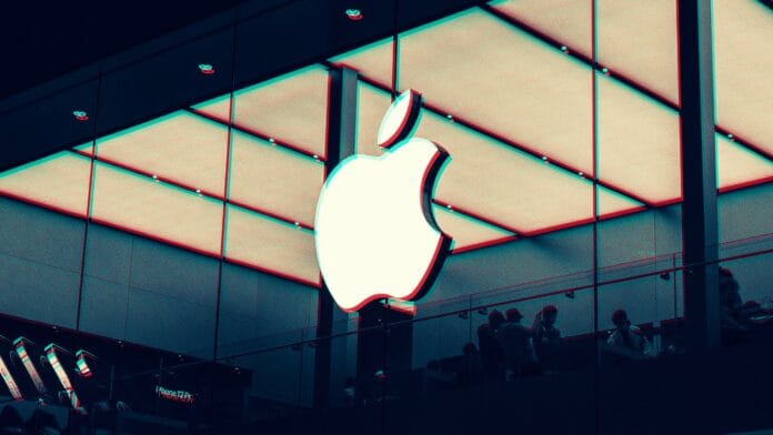 Apple, segnali attacchi spyware in 100 paesi: attenzione