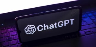 ChatGPT aprirà ai contenuti erotici per adulti verificati