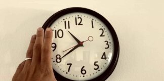 L’ora solare sta per tornare: quando cambia e quali effetti avrà su consumi e salute