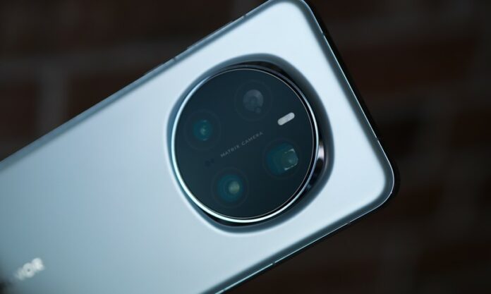 Honor Magic 8 Pro globale: fotocamera 200MP e specifiche top