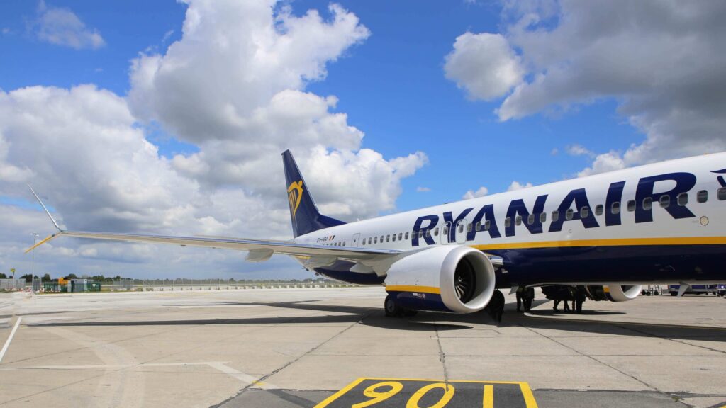 Approfitta della promozione Ryanair per Halloween: voli a partire da 16,99€ prenotabili entro il 28 ottobre per viaggi dal 1 novembre al 17 dicembre.