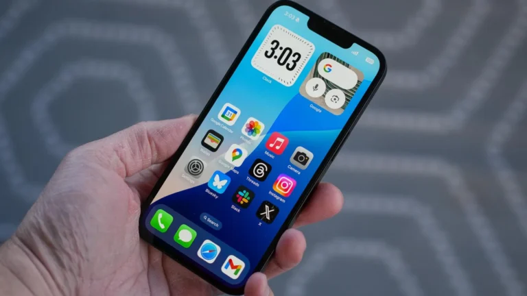 Scopri l'offerta Amazon per iPhone 16e: 128GB, chip A18, schermo OLED e fotocamera Fusion a soli 599€!